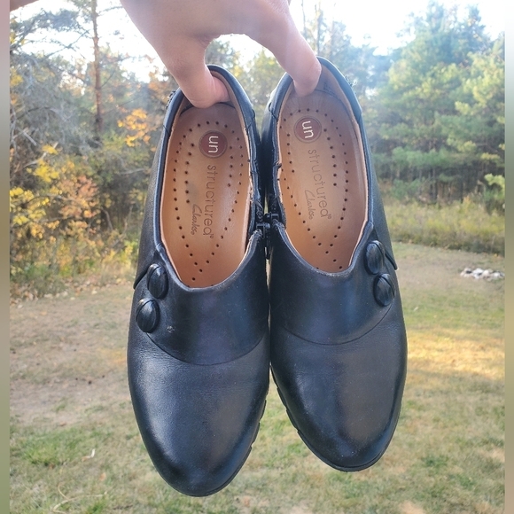 CLARKS leather clogs - Picture 1 of 8